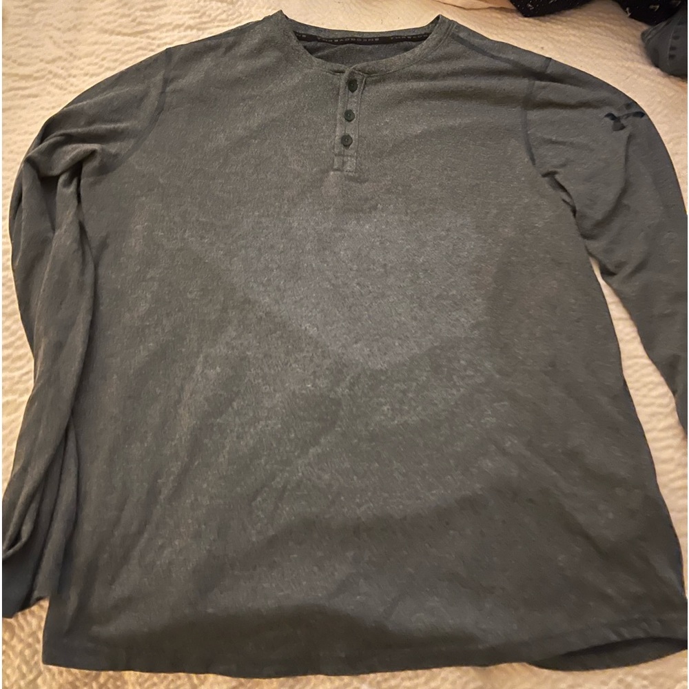 Large under Armour  Green long sleeve workout shirt